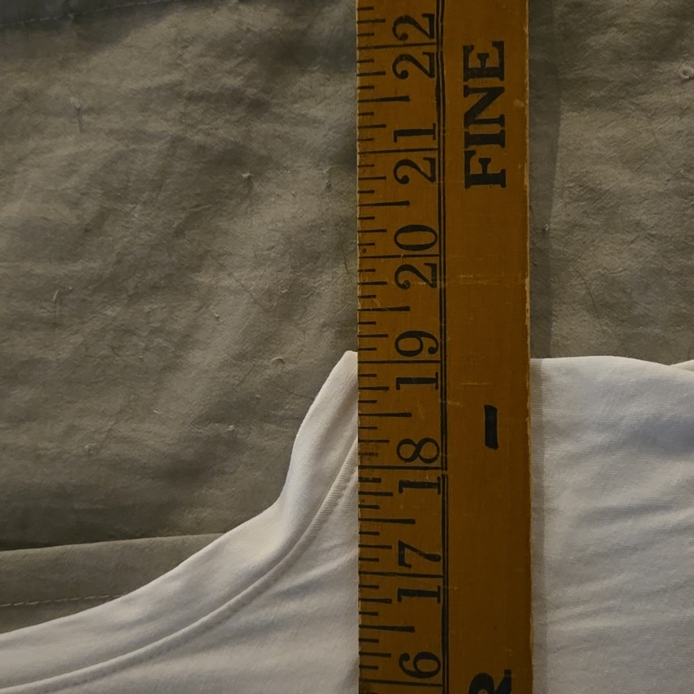 Two V-Neck Tank Tops - Picture 4 of 7